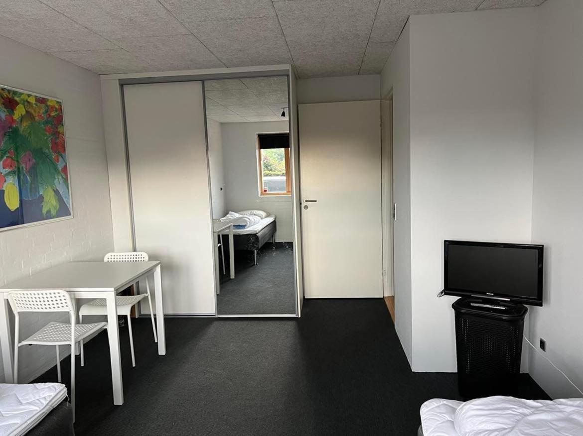 Ebbesens Bed And Bath - Two Double Rooms Herning Eksteriør billede